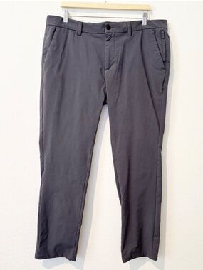 Tahari‎ Pants Size 38 Gray Performance Stretch Nylon Corporate Office Classic